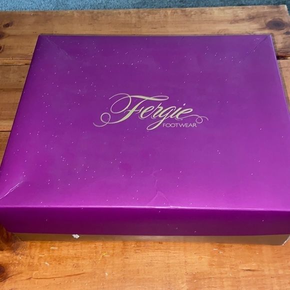 Fergie All Black Lustin Booties - Picture 10 of 11